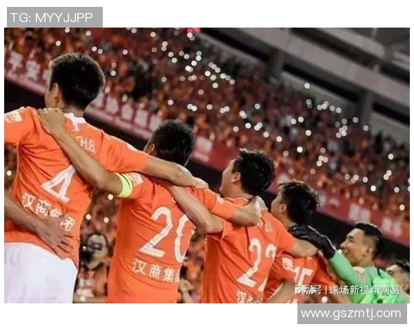 成都足球队战术争议引发热议球迷与专家各抒己见分析战术优劣